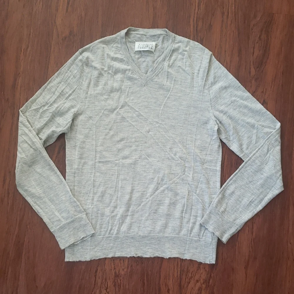 Maison Margiela Men's Gray Cashmere Vneck Sweater Size Large Preppy Designer Lux